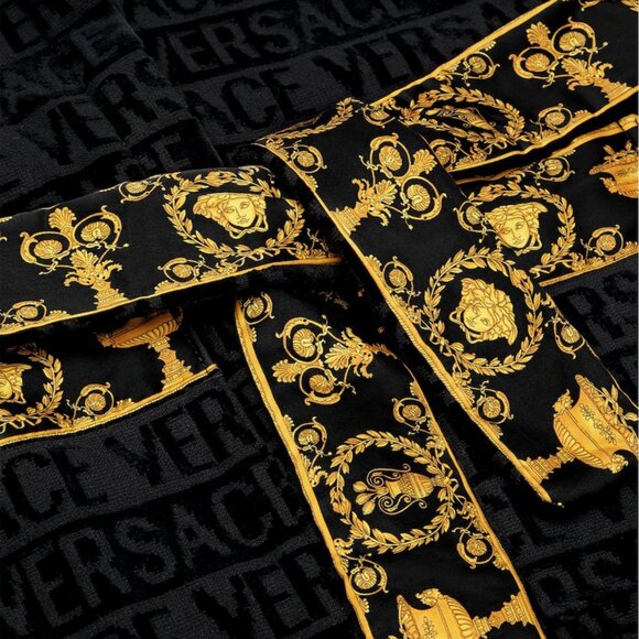 Kids Versace Robe - Picture 4 of 6